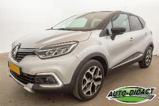 Vaurioauto  passenger cars Renault Captur 0.9 TCe Clima Navi 117.328 km Intens 2018/8