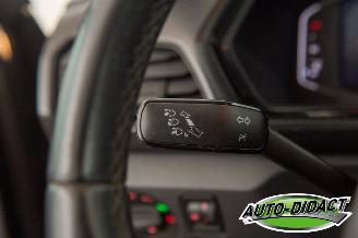Volkswagen T-Cross 1.0 TSI Automaat Digi Dash Clima Navi Life picture 16