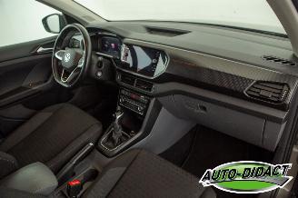 Volkswagen T-Cross 1.0 TSI Automaat Digi Dash Clima Navi Life picture 18