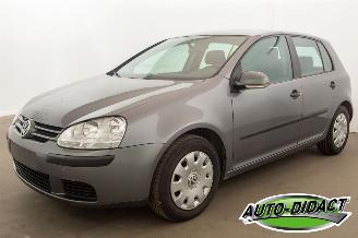 skadebil auto Volkswagen Golf 1.9 TDI Airco 2005/9