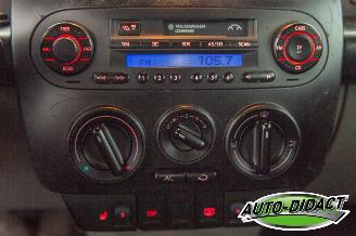 Volkswagen New-beetle Cabriolet 1.6 Airco picture 8