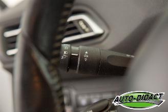 Peugeot 308 1.6 85 KW BlueHDI Navi Clima Allure picture 17