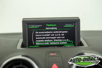 Audi A1 1.6 TDI 77KW Leder Navi picture 8