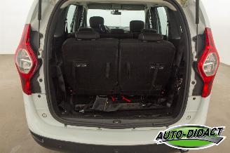 Dacia Lodgy 1.3 TCe Comfort 7p. Motorschade picture 36