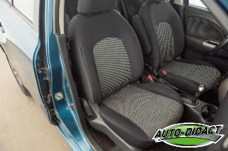 Nissan Micra 1.2 Automaat Clima picture 21