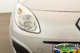 Renault Twingo 1.2 Acces Airco picture 28