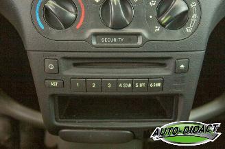 Toyota Yaris 1.0 VVT-i Idols Airco picture 9