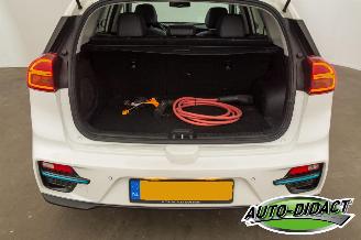 Kia e-Niro 64 kWh 87.608 km NAP Navi Clima Camera Leder ExecutiveLine picture 40