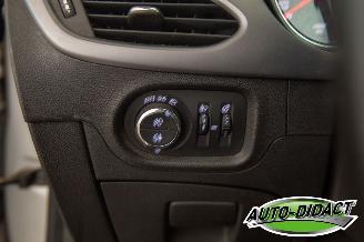 Opel Astra 1.4T Automaat Clima Navi 120 Jaar Edition picture 13