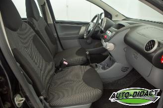 Toyota Aygo 1.0-12V Airco picture 15