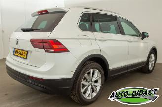 Volkswagen Tiguan 1.4 TSI Pano Dig Dash Camera Navi ACT Connected Series picture 4