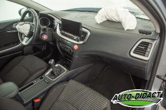 Kia Ceed 1.0 T-GDi Navi Camera Clima DynamicLine picture 21