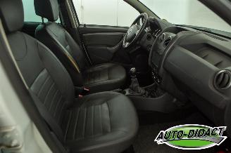 Dacia Duster 1.5 dCi Navi Camera Airco Leder Prestige picture 17