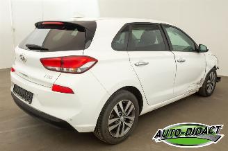 Hyundai I-30 1.0 Navi Camera Clima picture 4