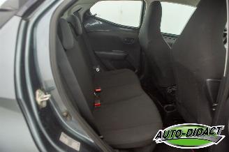 Toyota Aygo 1.0 VVT-i X-Now Airco inruil auto picture 19