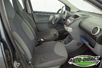 Peugeot 107 1.0-12V Airco XS Koppeling Matig picture 14