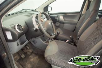 Peugeot 107 1.0-12V Airco XS Koppeling Matig picture 20