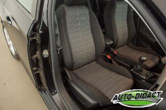 Opel Corsa 1.2 Clima 93.381 km picture 19