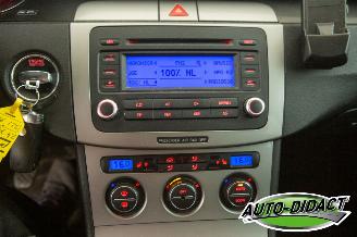 Volkswagen Passat 2.0 FSI Trendline picture 9