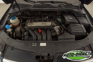 Volkswagen Passat 2.0 FSI Trendline picture 34