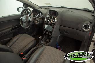 Opel Corsa 1.2-16V Airco Navi Cosmo picture 21