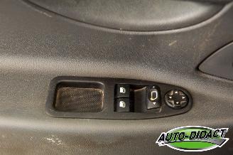 Peugeot Expert 229 2.0 HDI L2H1 Airco Navteq 2 picture 13