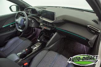 Peugeot e-2008 GT Automaat 100kW 37.245 km Navi Clima Digi Dash picture 20