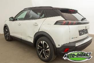 Peugeot e-2008 GT Automaat 100kW 37.245 km Navi Clima Digi Dash picture 3