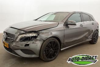 skadebil auto Mercedes A-klasse 180 Ambition 2013/10