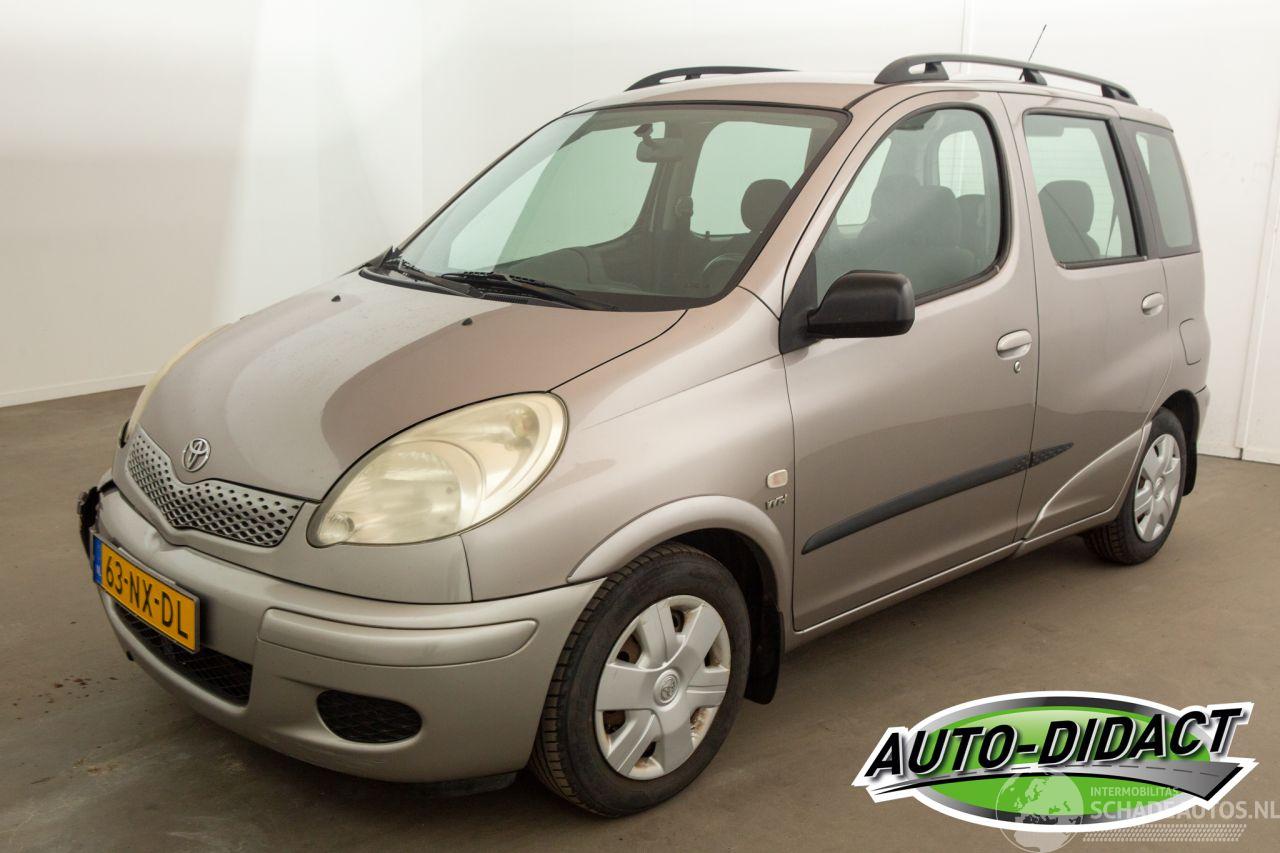 Toyota Yaris-verso 1.3 VVT-i Automaat Airco Sol