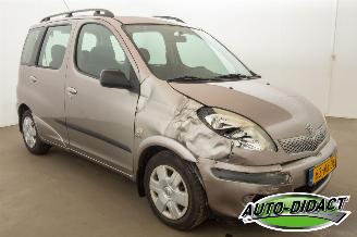 Toyota Yaris-verso 1.3 VVT-i Automaat Airco Sol picture 2