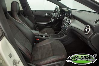 Mercedes Cla-klasse 200 CDI Automaat Pano Navi Camera Shooting Brake picture 23