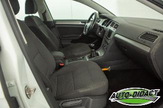 Volkswagen Golf 1.6 TDI 81kW Navi Clima Comfortline picture 21
