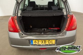Suzuki Swift 1.3 179.058 KM picture 25