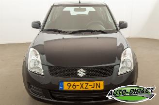 Suzuki Swift 1.3 Cool  Airco picture 2