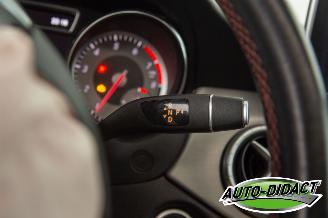 Mercedes Cla-klasse 200 Edition 1 Open dak picture 15