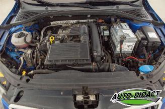 Coche accidentado Skoda Octavia 1.2 TSI 77KW LEER 2013/9