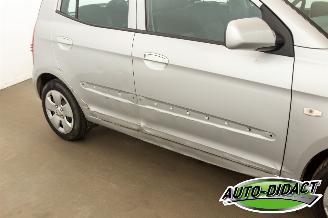 Kia Picanto 1.1 LXE Automaat picture 27
