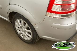 Opel Zafira 1.8 Temtation picture 39