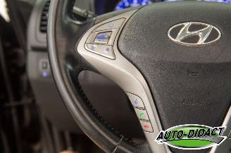 Hyundai Ix20 1.4i  I-CATHCHER  OPEN PANO LEER  AIRCO picture 11