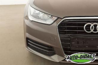 Audi A1 1.0 TFSI Navi Airco Leder picture 32
