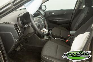 Kia Picanto 1.0 49kW Automaat 12.435 km Navi Camera Airco picture 26