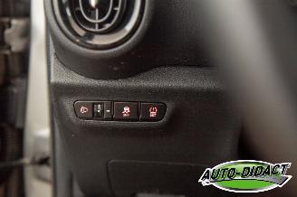 Kia Picanto 1.0 49kW Automaat 12.435 km Navi Camera Airco picture 15