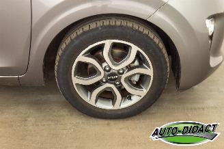 Kia Picanto 1.0 49kW Automaat 12.435 km Navi Camera Airco picture 37