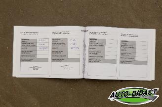 Kia Picanto 1.0 49kW Automaat 12.435 km Navi Camera Airco picture 29
