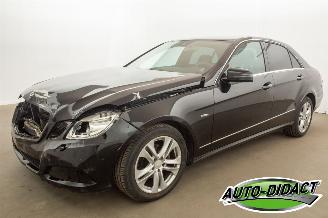 krockskadad bil auto Mercedes E-klasse E200 CDI Automaat Navi BlueEFFICIENCY 2010/2