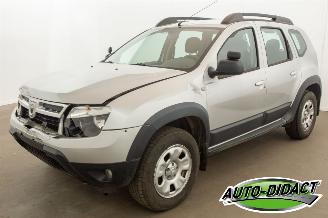 skadebil auto Dacia Duster 1.5 dCi 81kW Airco Laureate 2012/3