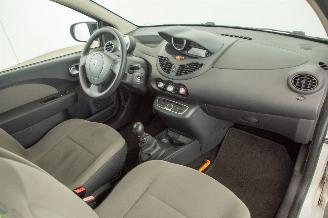 Renault Twingo 1.2-16V Airco Collection picture 16