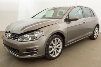 krockskadad bil auto Volkswagen Golf 1.6 TDI Clima Navi Highline 2015/7