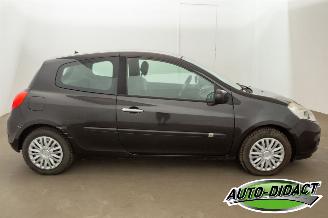 Renault Clio 1.5 Airco picture 33
